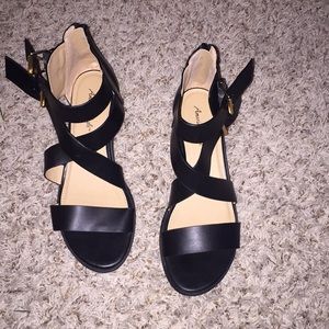 Black low heel sandals